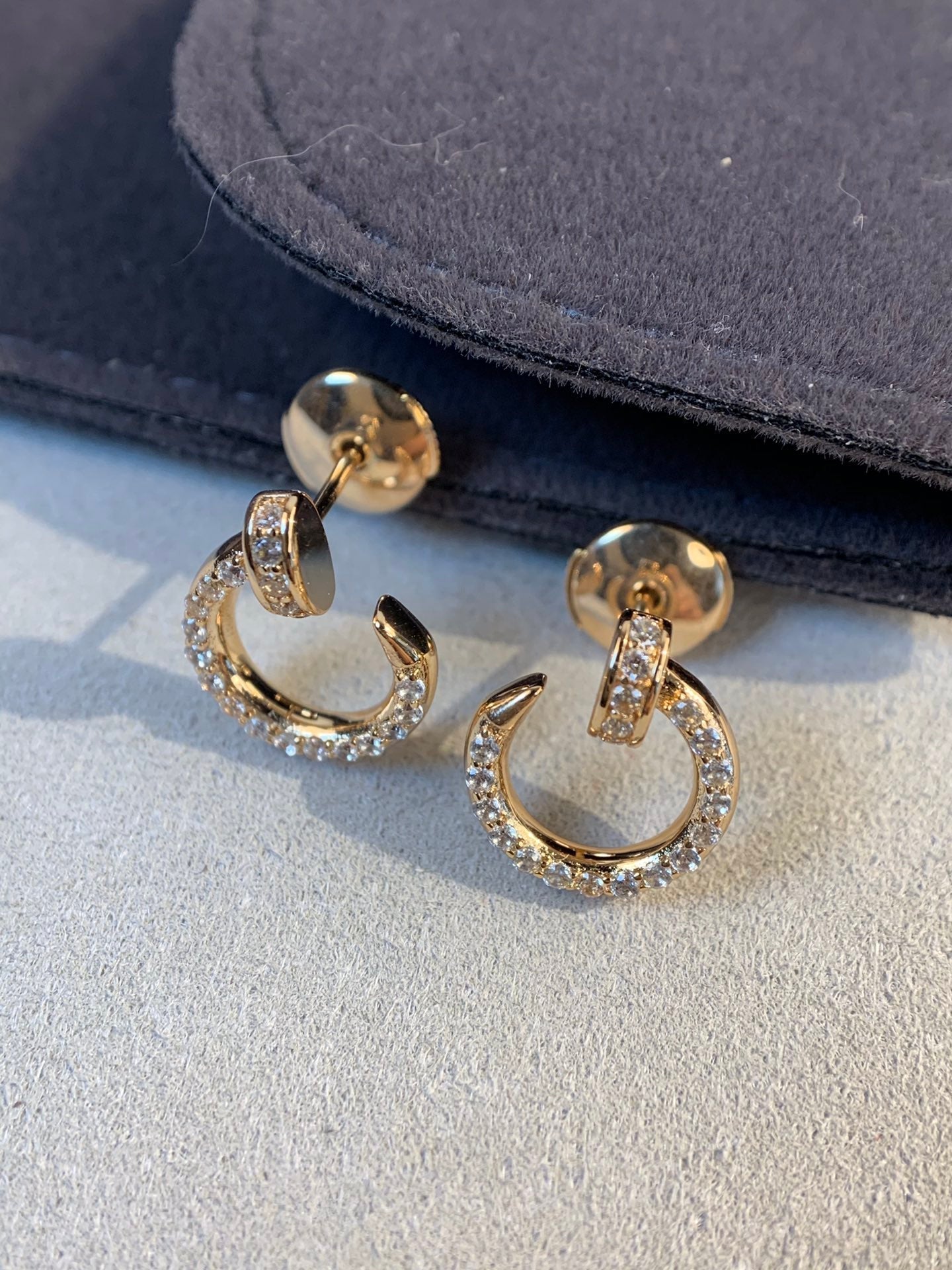 [Valéa jewellery]JUSTE EARRINGS GOLD DIAMONDS