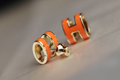 [Valéa jewellery]MINI POP H EARRINGS ORANGE