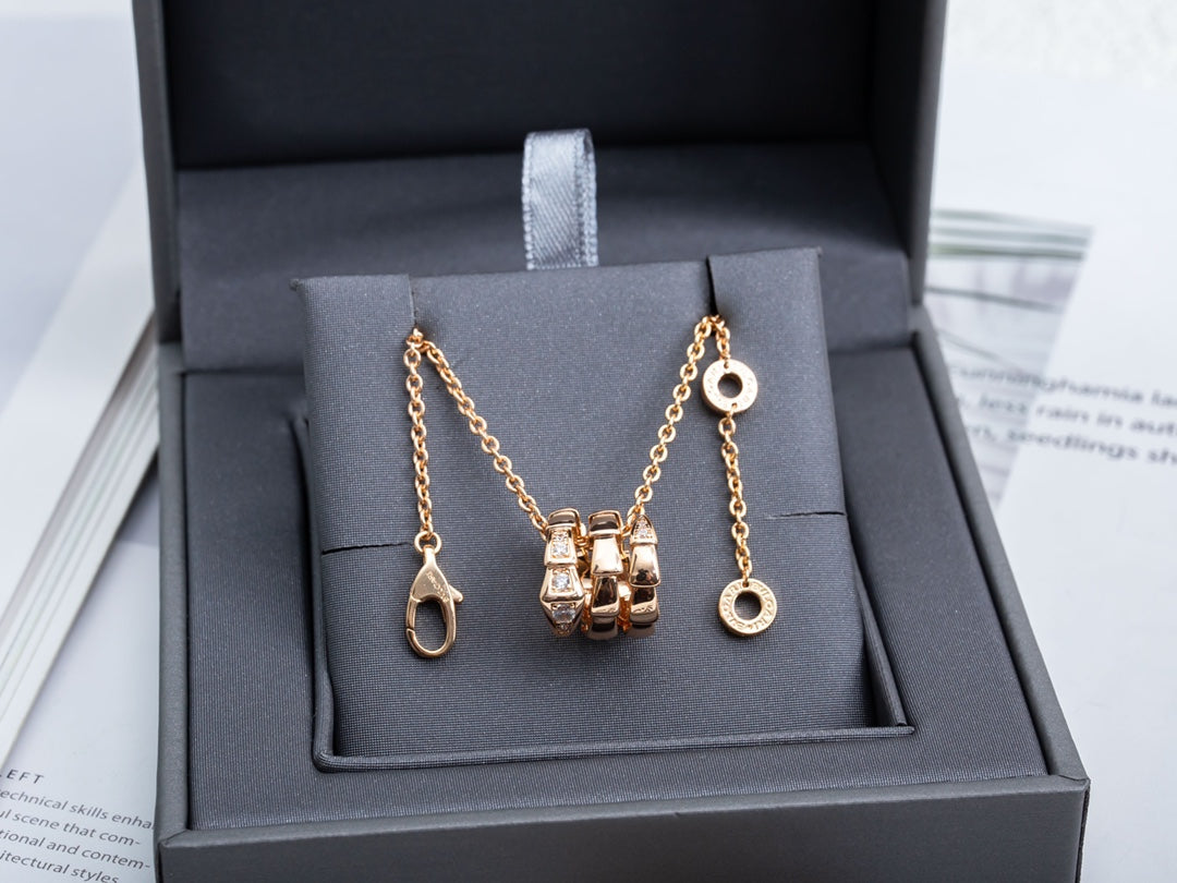 [valéa jewellery]SERPENTI PINK GOLD NECKLACE DIAMOND