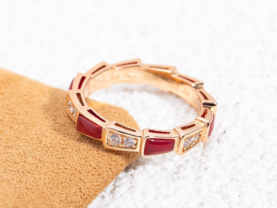 [valéa jewellery]SERPENTI RING PINK GOLD CARNELIAN DIAMOND 3MM