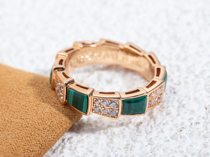 [valéa jewellery]SERPENTI RING PINK GOLD MALACHITE DIAMOND PAVED 4MM