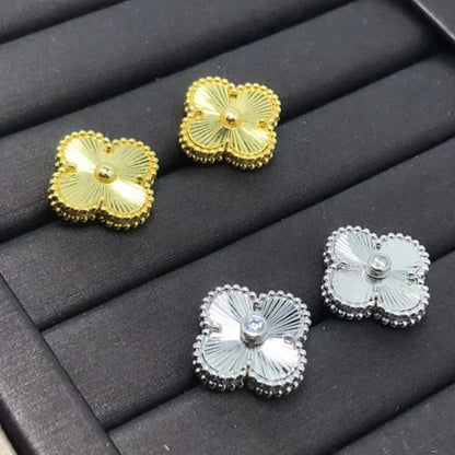 [Valéa jewellery]CLOVER MINI 9.5MM LASER EARRINGS