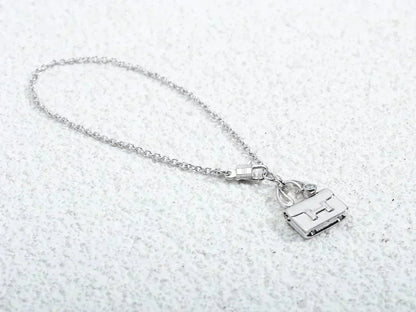 [Valéa jewellery]AMULETTE PEDANT SILVER NECKLACE