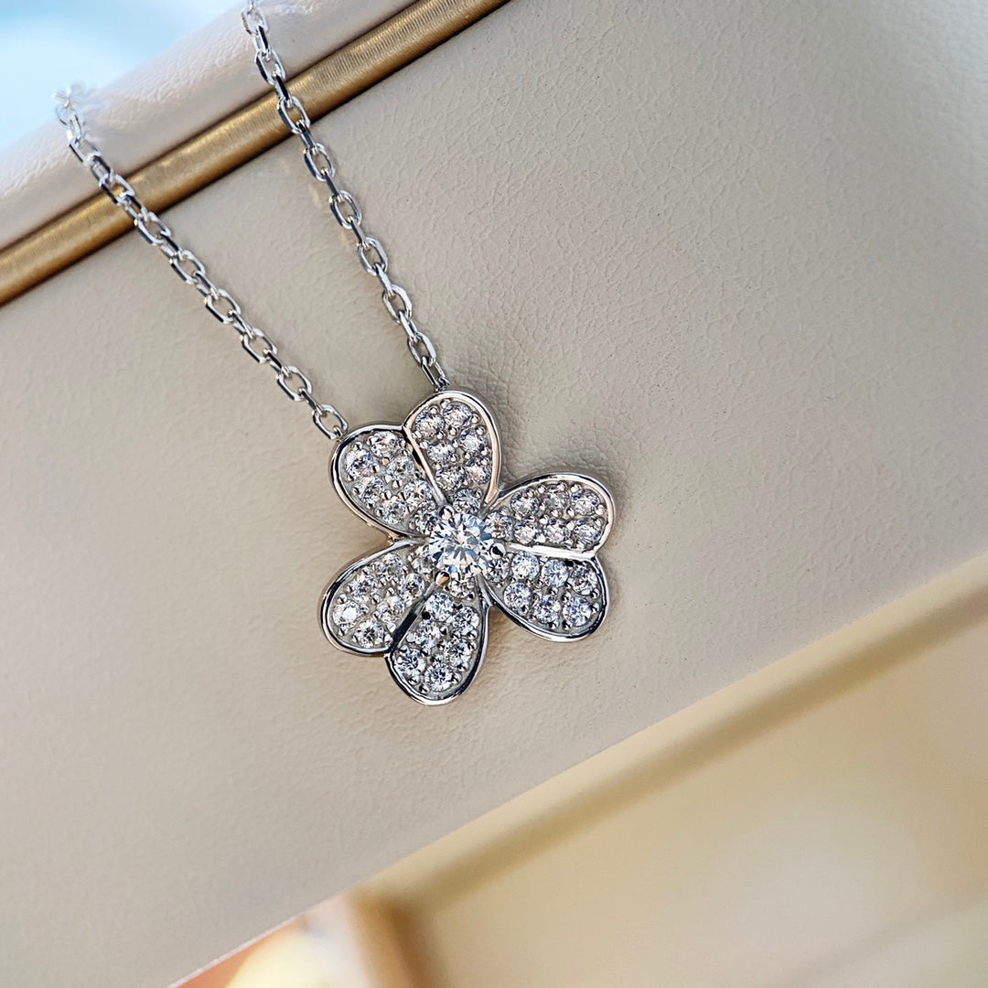 [Valéa jewellery]CLOVER DIAMOND NECKLACE SILVER