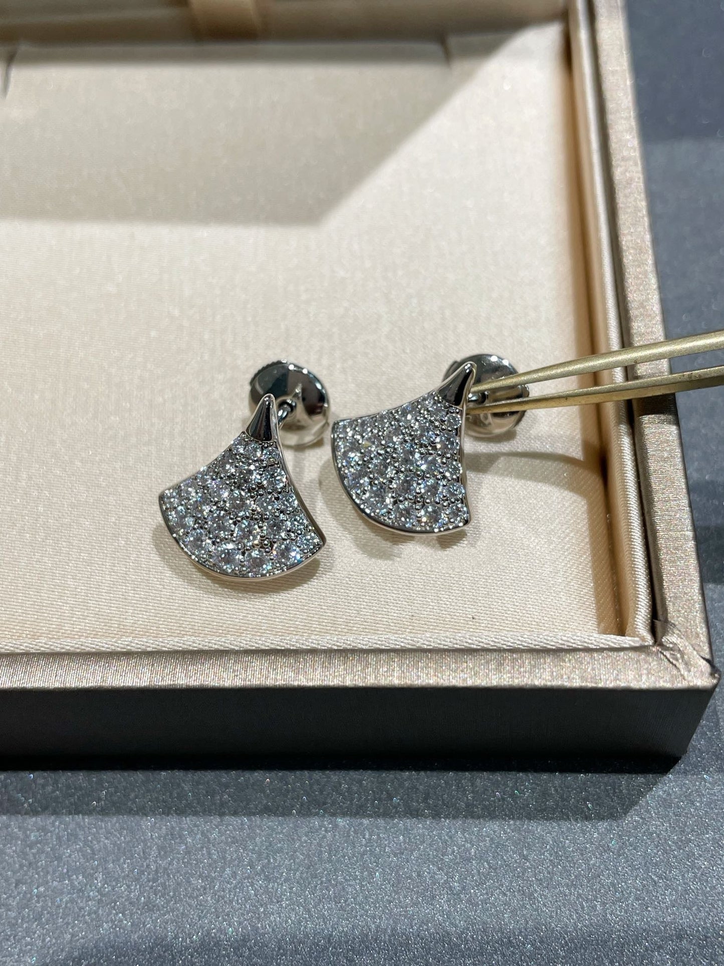 [Valéa jewellery]DREAM STUD EARRINGS DIAMOND