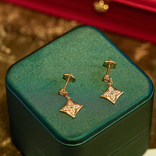 [valéa jewellery]STAR DIAMONDS EARRINGS GOLD