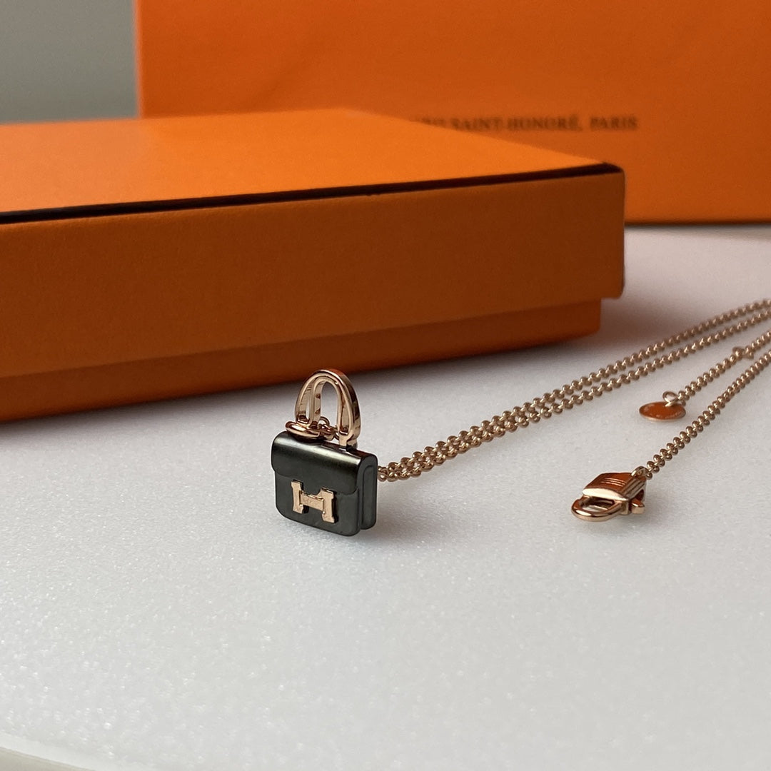 [Valéa jewellery]CONSTANCE BLACK PEDANT PINK GOLD NECKLACE