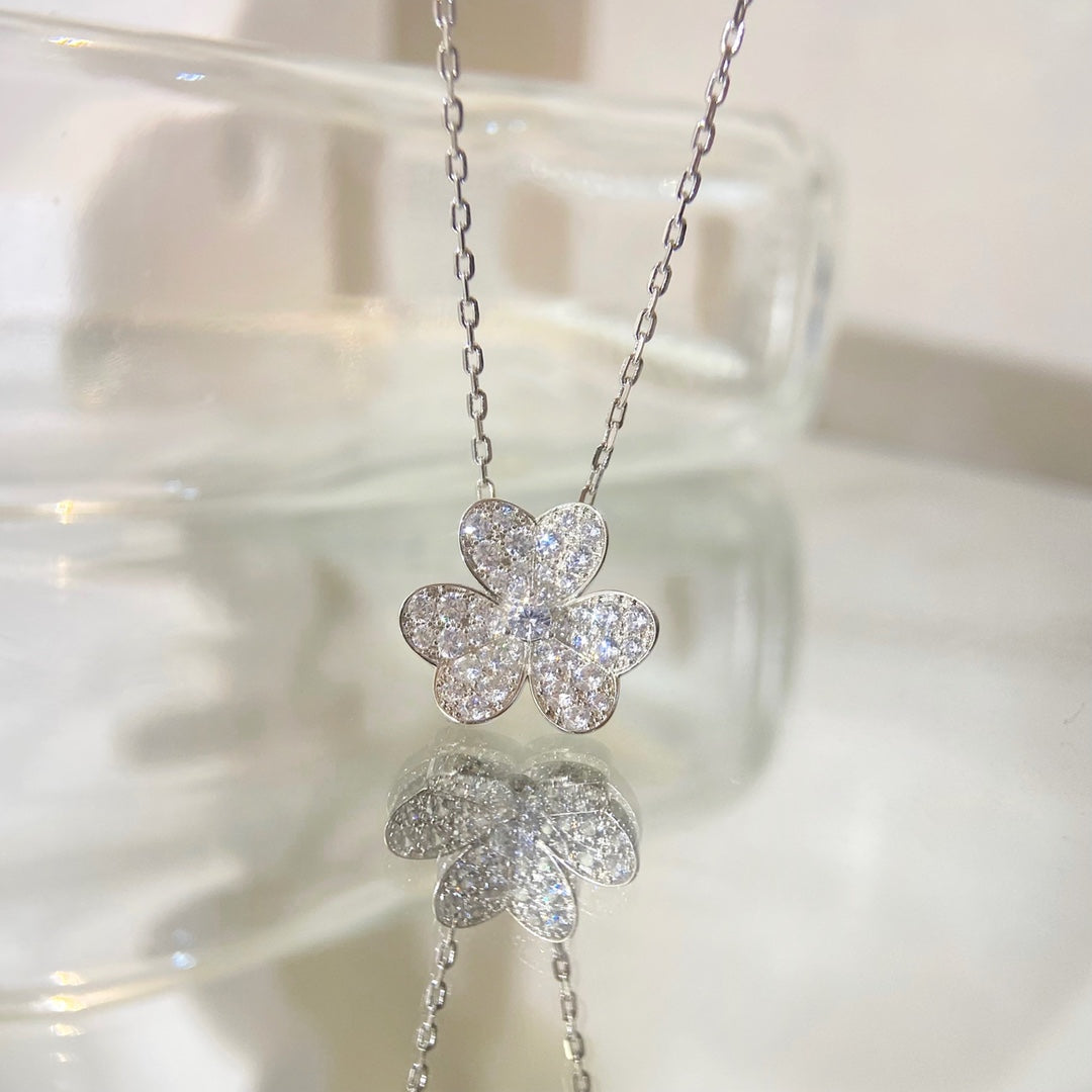 [Valéa jewellery]FLOWER DIAMOND NECKLACE