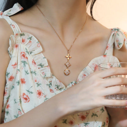 [valéa jewellery]STAR AND SUN DIAMOND PINK GOLD NECKLACE