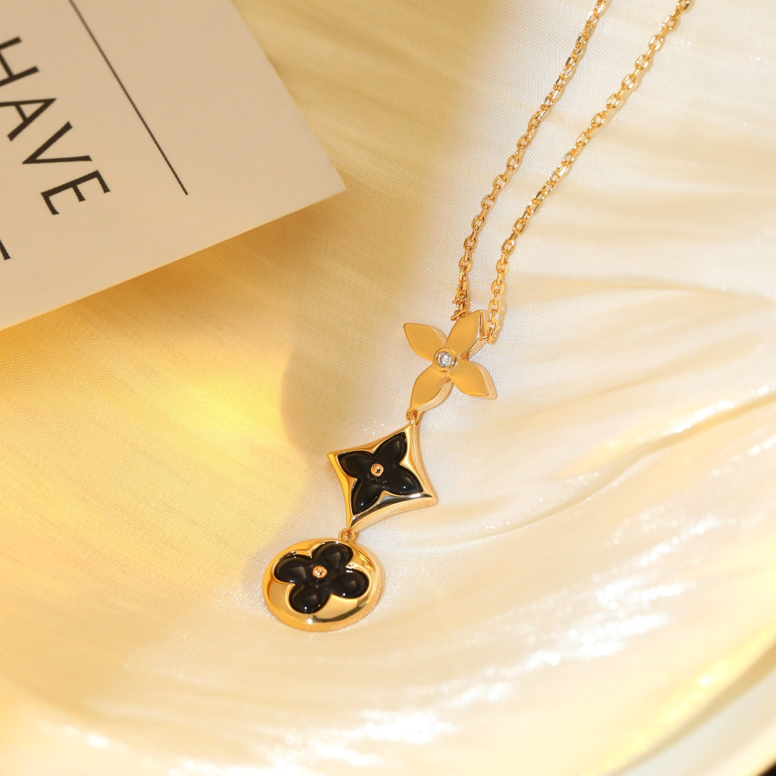 [valéa jewellery]STAR AND SUN ONYX PINK GOLD NECKLACE