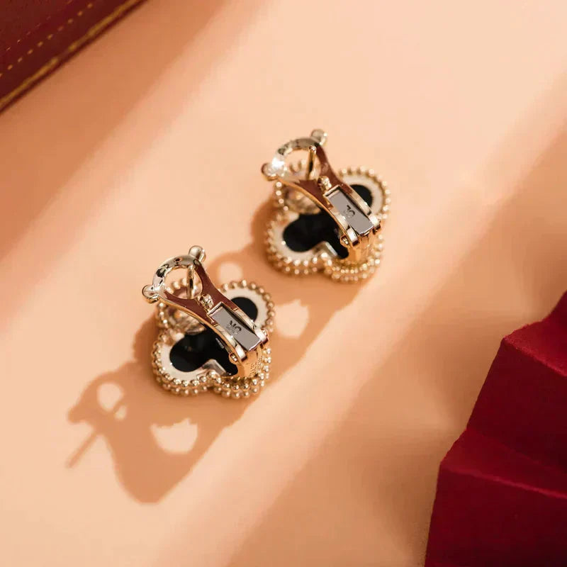 [Valéa jewellery]CLOVER MEDIUM 1 MOTIFS  ONYX STUD EARRINGS