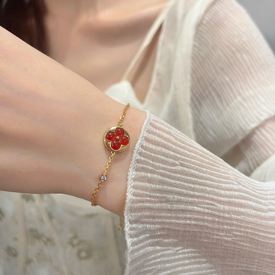 [valéa jewellery]SUN PEDANT CARNELIAN BRACELET