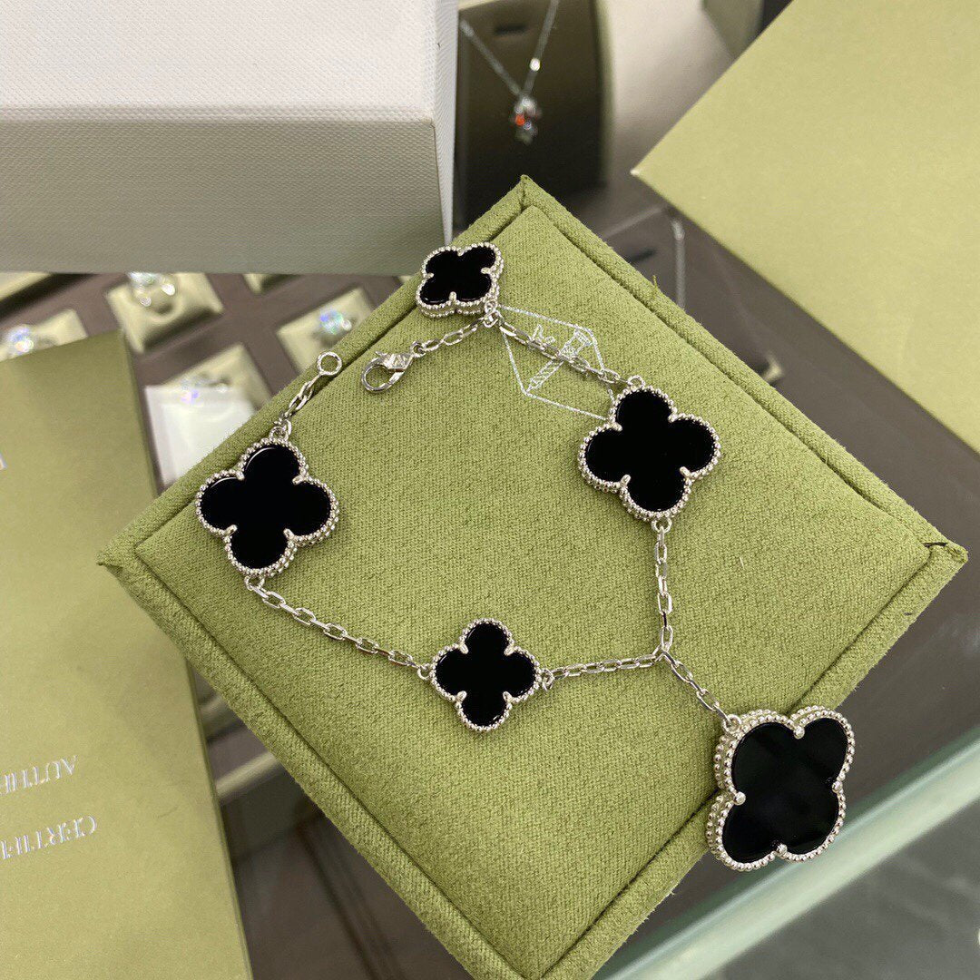 [Valéa jewellery]CLOVER 5 MOTIFS SIVLER ONYX BRACELET