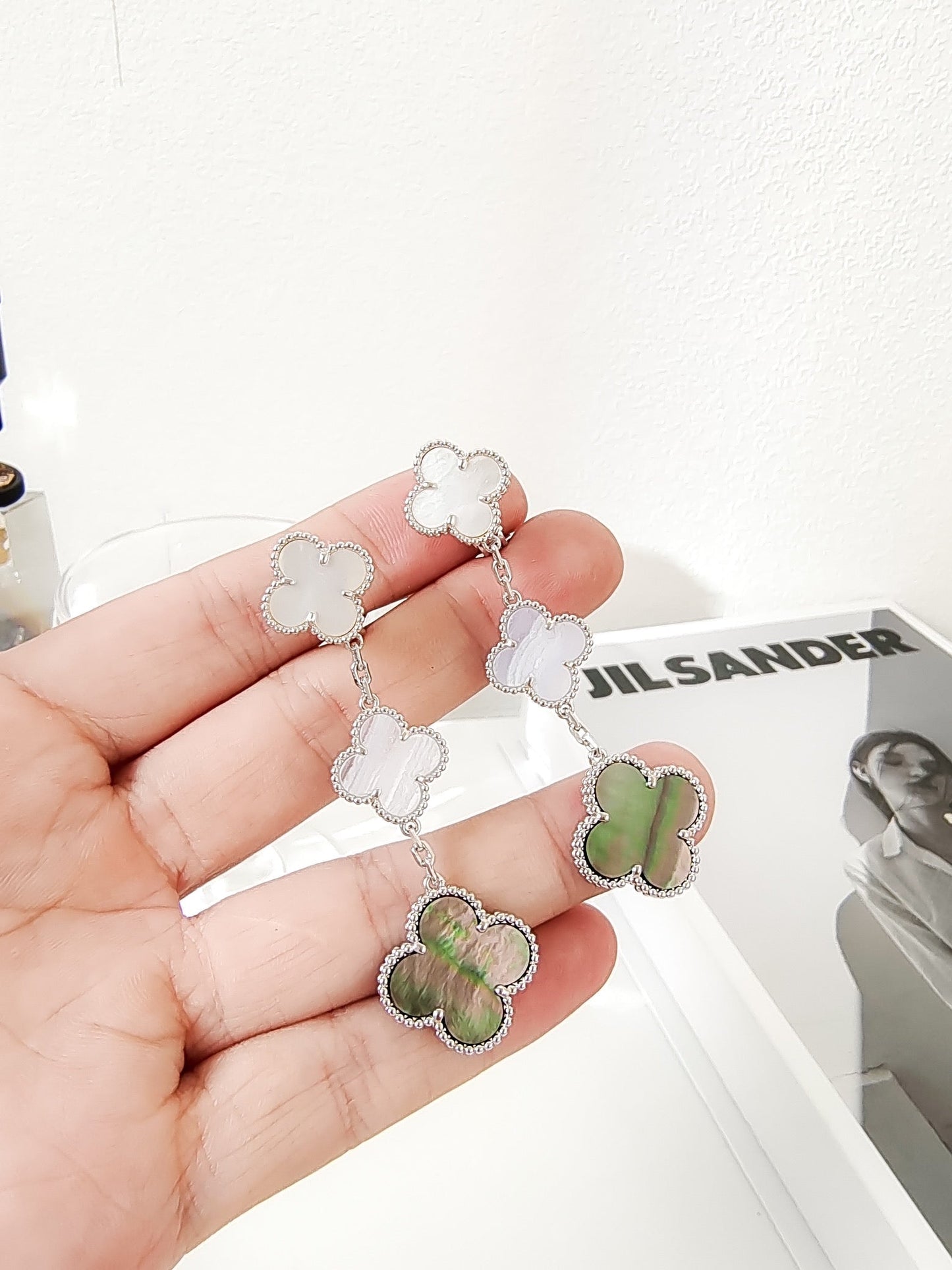 [valéa jewellery]CLOVER 3 MOTIFS CHALCEDONY DARK MOP SILVER EARRINGS