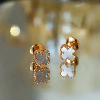 [Valéa jewellery]CLOVER MINI 9.5MM WHITE MOP EARRINGS