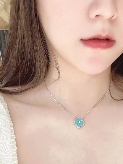 [Valéa jewellery]CLOVER 1 DIAMOND LIGHT BLUE SILVER NECKLACE