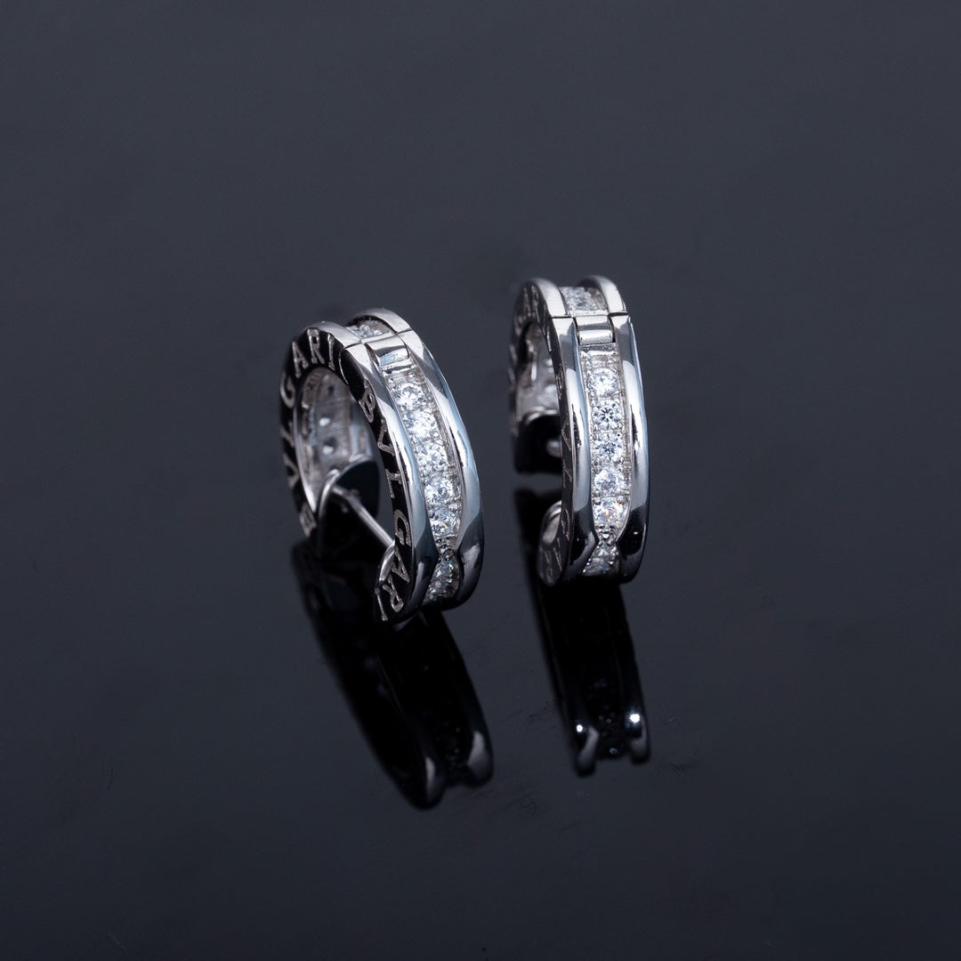 [valéa jewellery]ZERO 1 MINI SILVER DIAMOND EARRINGS