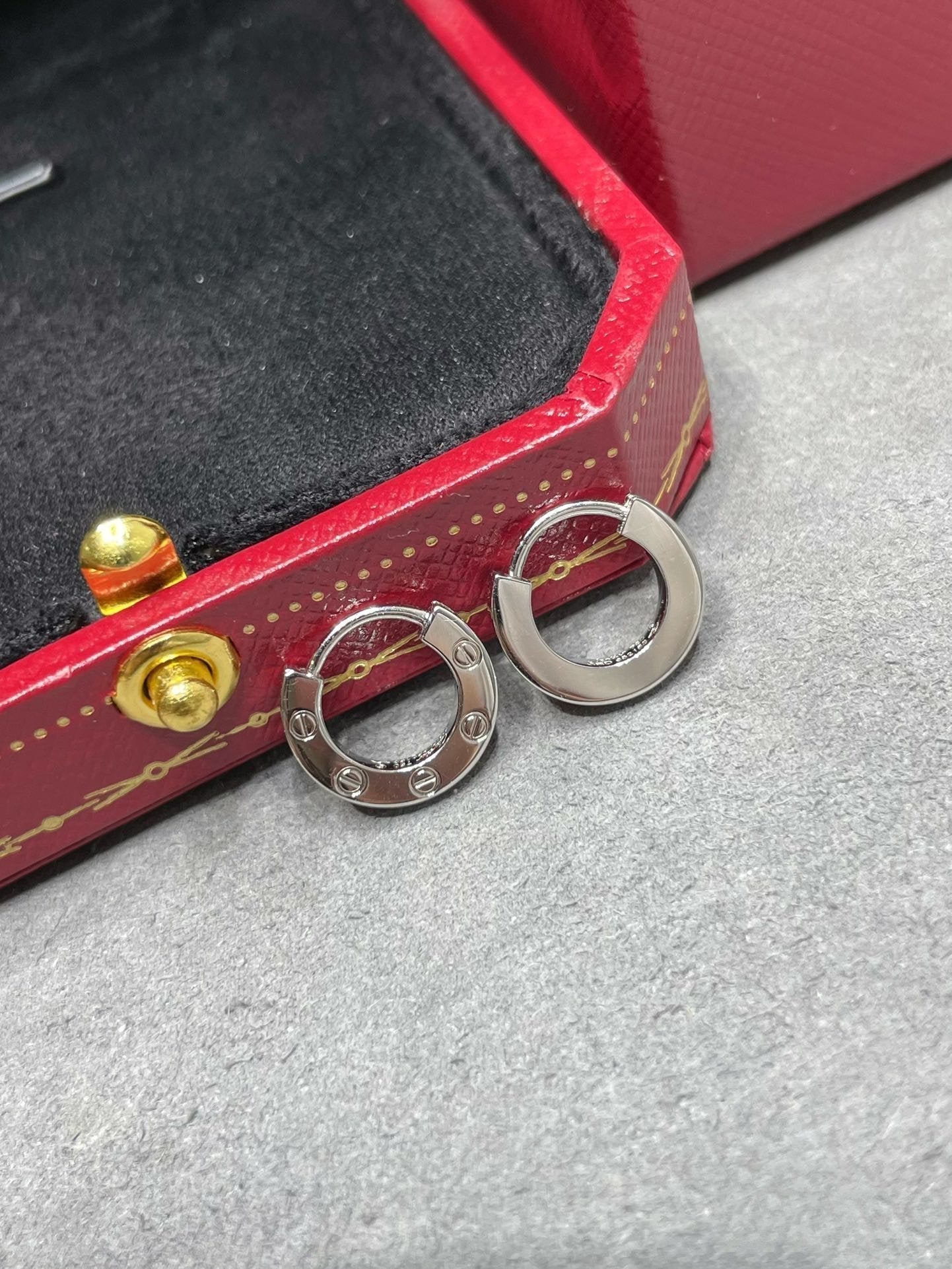 [Valéa jewellery]LOVE MINI EARRINGS