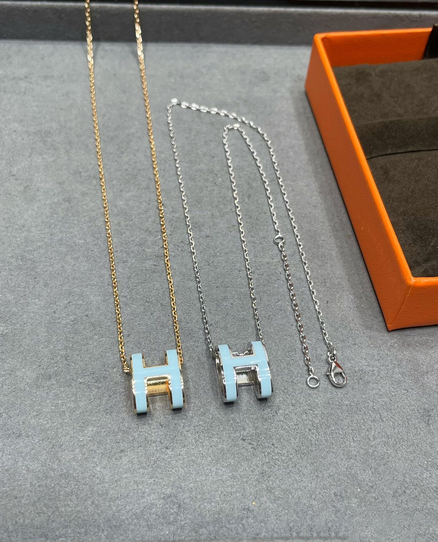 [Valéa jewellery]POP H SKY BLUE NECKLACE