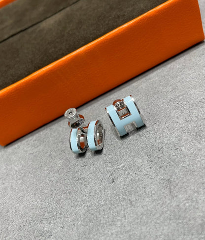 [Valéa jewellery]POP H SKY BLUE STUD EARRINGS