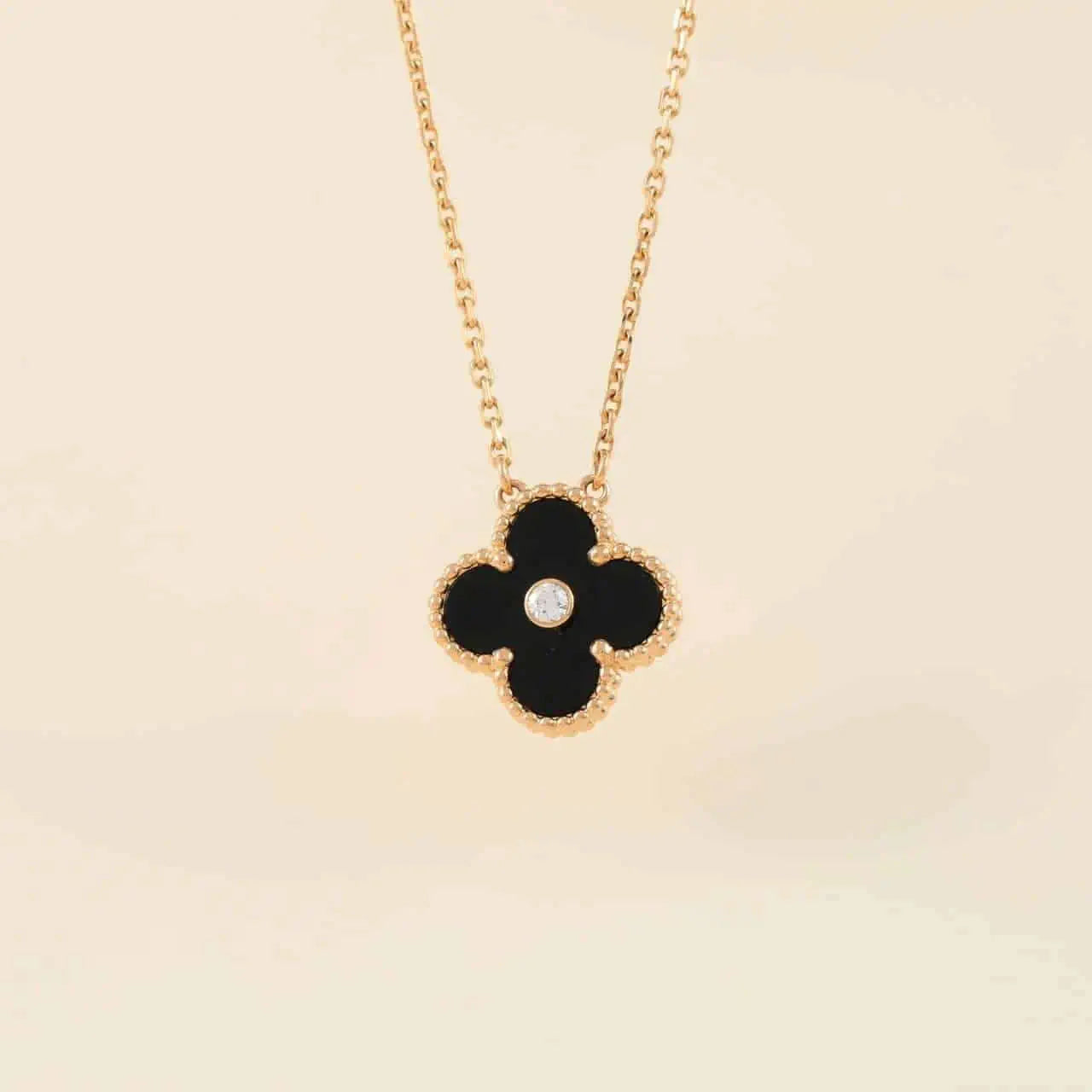 [Valéa jewellery]CLOVER 15MM DIAMOND ONYX NECKLACE