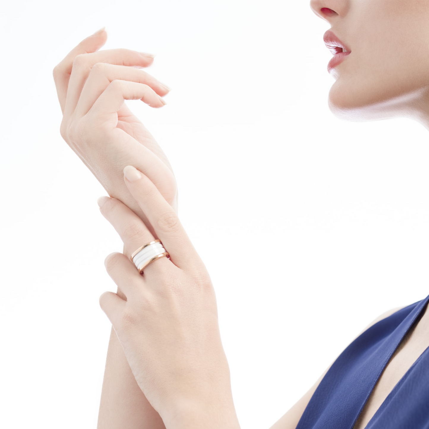 [valéa jewellery]ZERO 1 FOUR-BAND LOOPS AND WHITE CERAMIC SPIRAL PINK GOLD RING