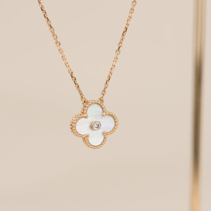 [Valéa jewellery]CLOVER 15MM DIAMOND WHITE FRITILLARIA NECKLACE