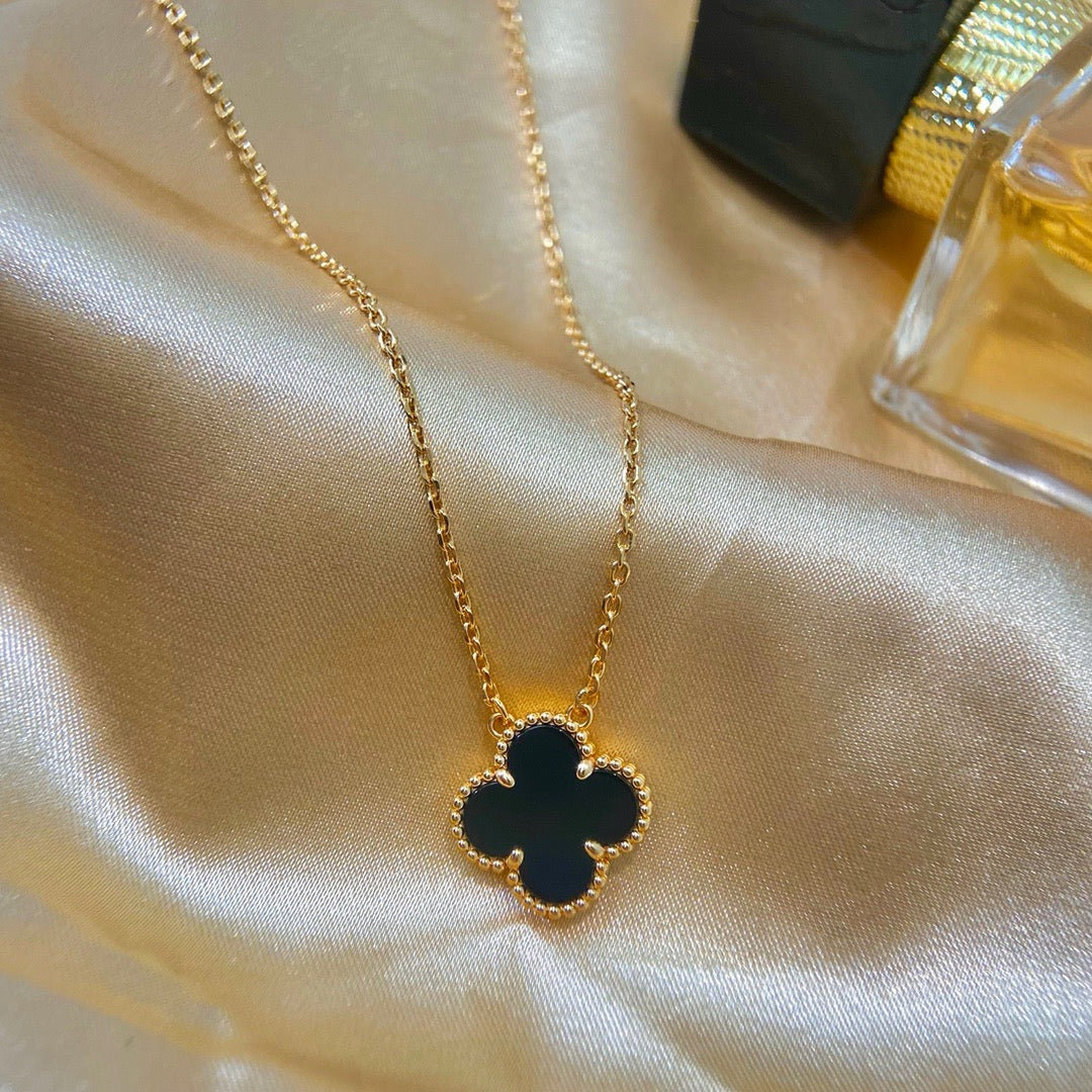 [Valéa jewellery]CLOVER 15MM BLACK ONYX SINGLE FLOWER NECKLACE