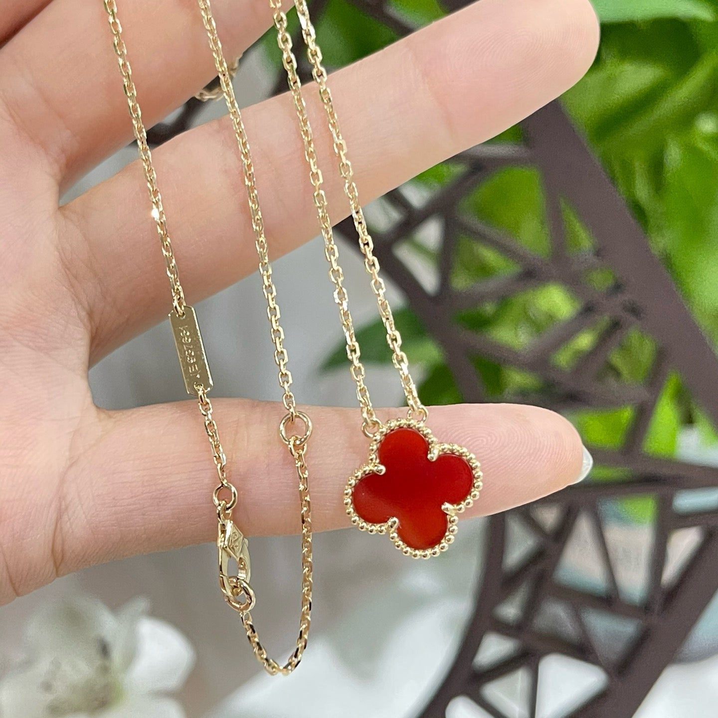 [Valéa jewellery]CLOVER 15MM CARNELIAN SINGLE FLOWER NECKLACE