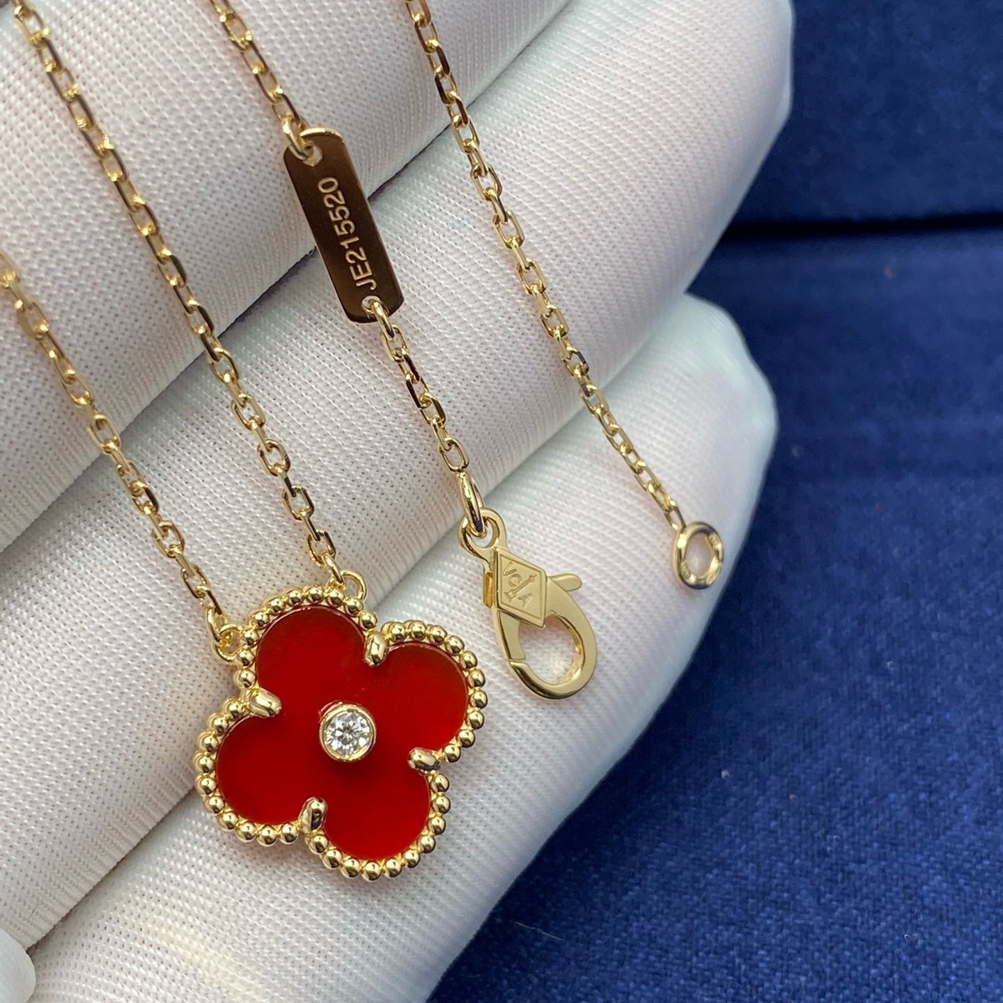 [Valéa jewellery]CLOVER 15MM DIAMOND CARNELIAN NECKLACE