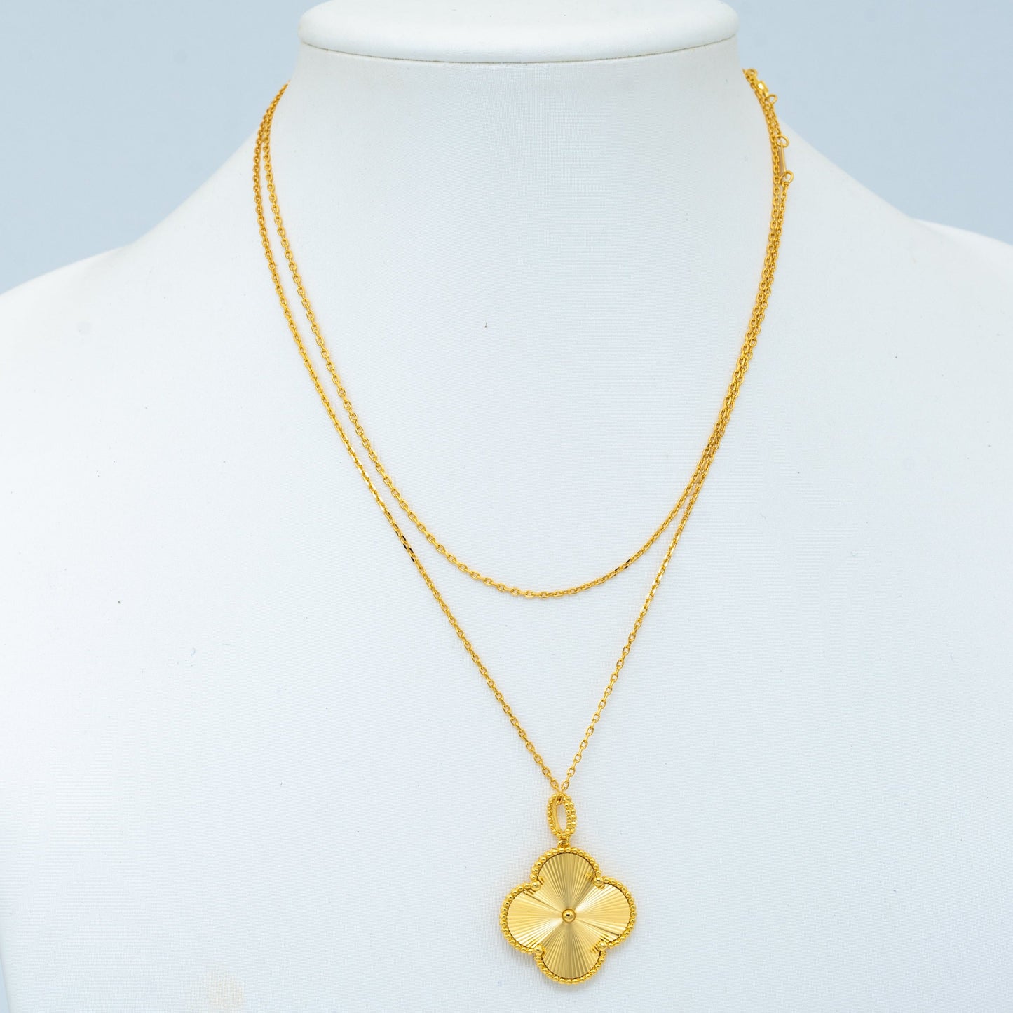 [Valéa jewellery]CLOVER 25MM PEDANT NECKLACE GOLD