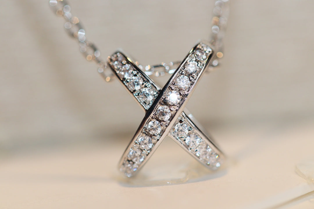 [Valéa jewellery]JEUX DE DIAMOND NECKLACE