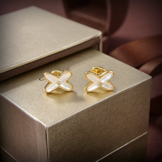 [Valéa jewellery]JEUX DE WHITE MOP GOLD DIAMOND EARRINGS