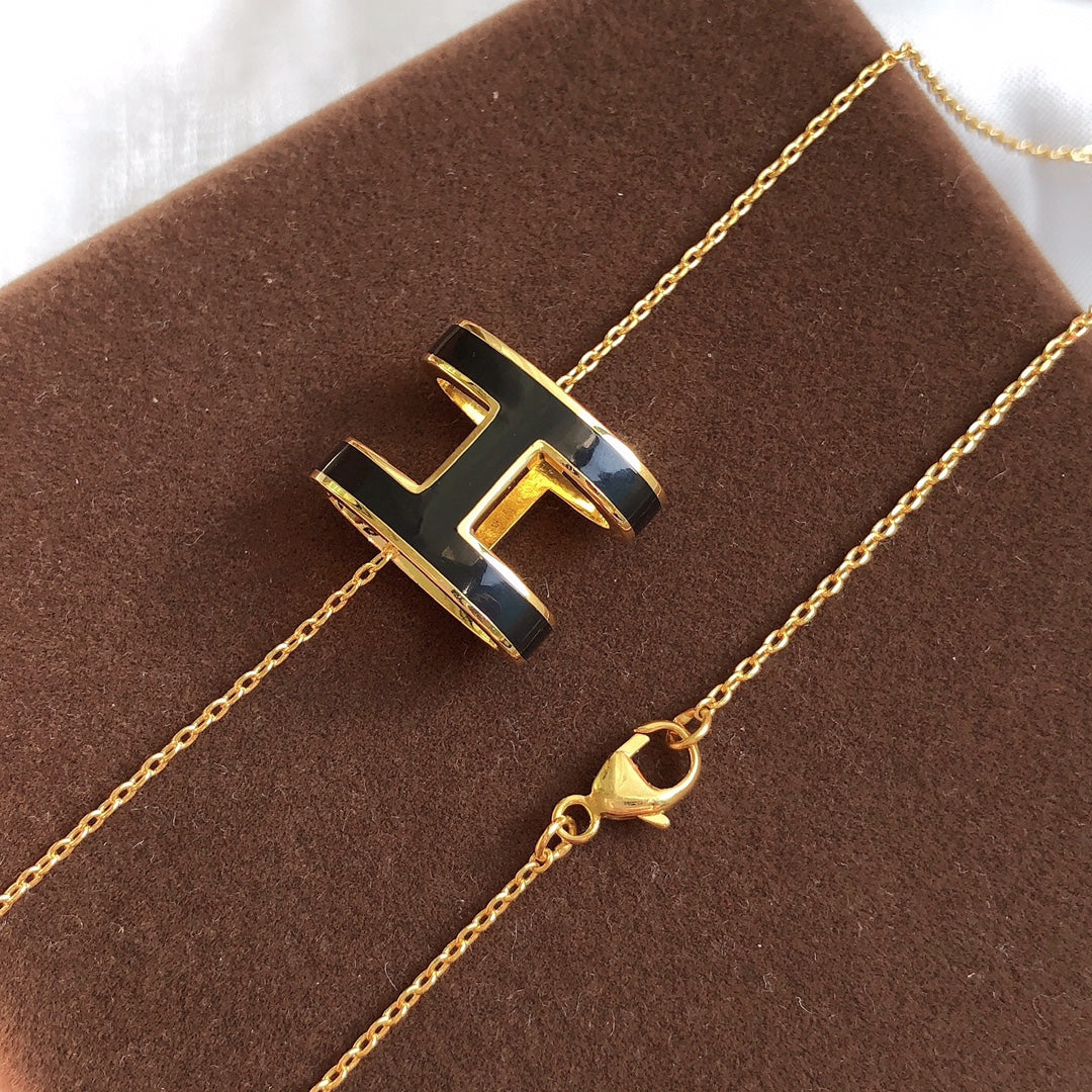 [Valéa jewellery]HM CLIC BLACK ENAMEL GOLD NECKLACE