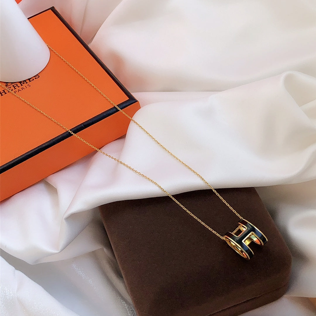 [Valéa jewellery]HM CLIC BLACK ENAMEL GOLD NECKLACE