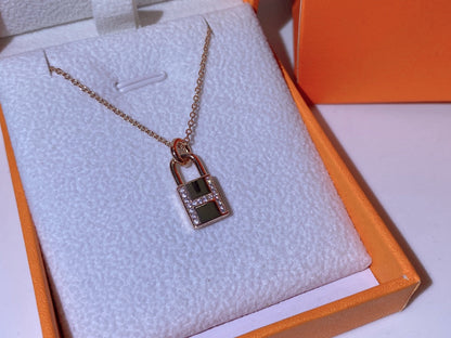 [Valéa jewellery]HM ADVANCED NICHE LOCK HEAD NECKLACE DIAMONDS