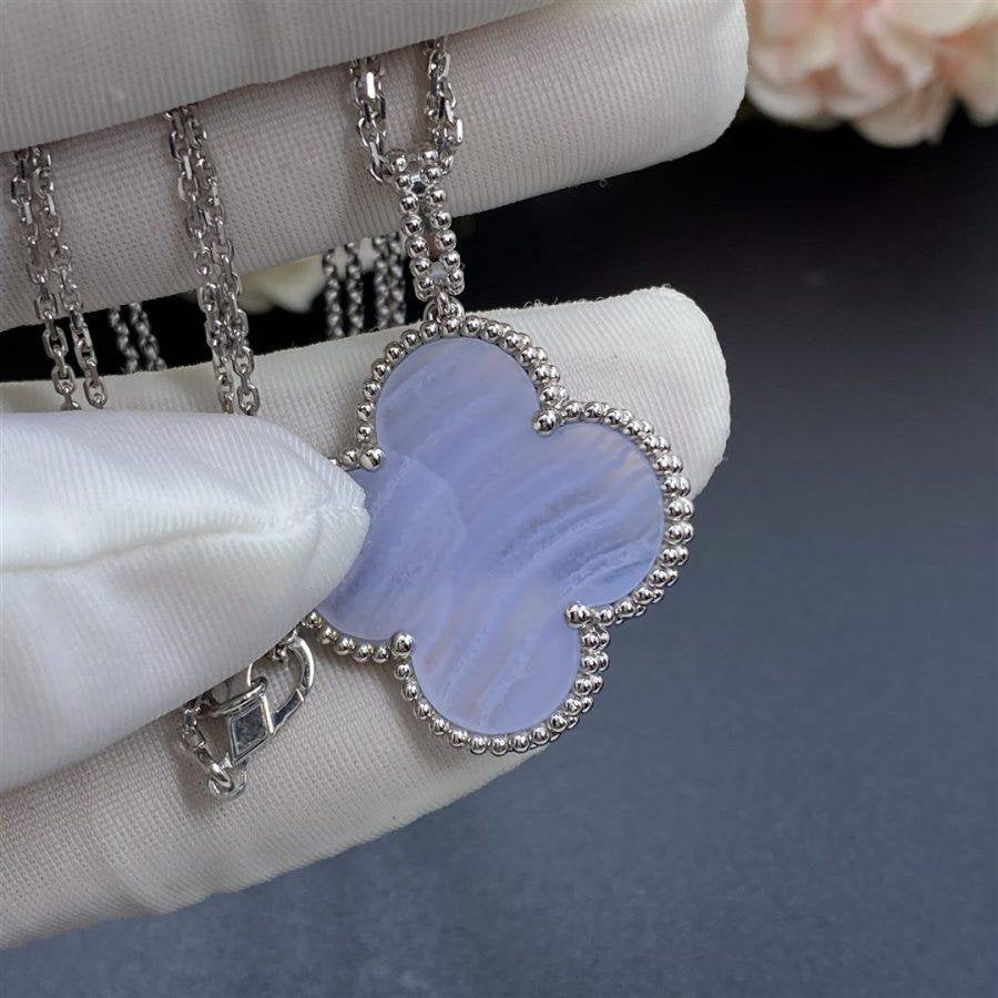 [Valéa jewellery]CLOVER SILVER CHALCEDONY BIG CLOVER NECKLACE