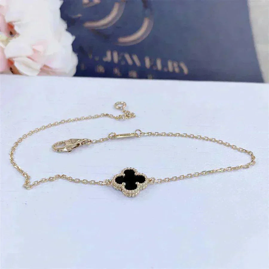 [Valéa jewellery]CLOVER ONYX SINGLE FLOWER BRACELET