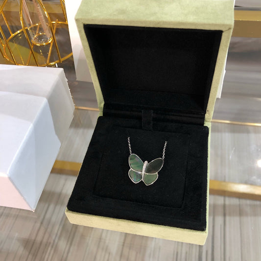 [Valéa jewellery]LARGE BUTTERFLY SILVER PENDANT DIAMOND NECKLACE