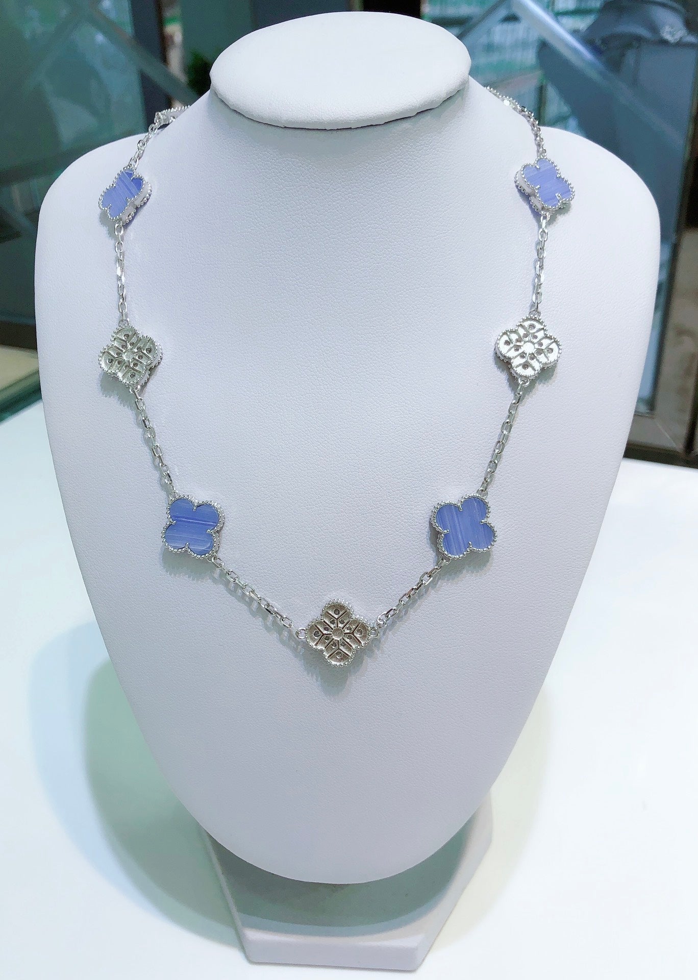 [Valéa jewellery]CLOVER 10 MOTIFS CHALCEDONY DIAMONDS SILVER NECKLACE