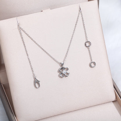 [Valéa jewellery]FIOREVER NECKLACE DIAMOND CENTER