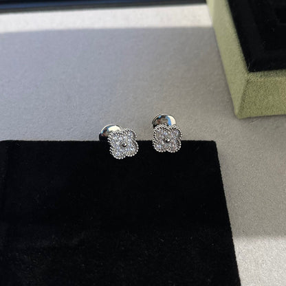 [Valéa jewellery]CLOVER MINI DIAMOND STUD EARRINGS