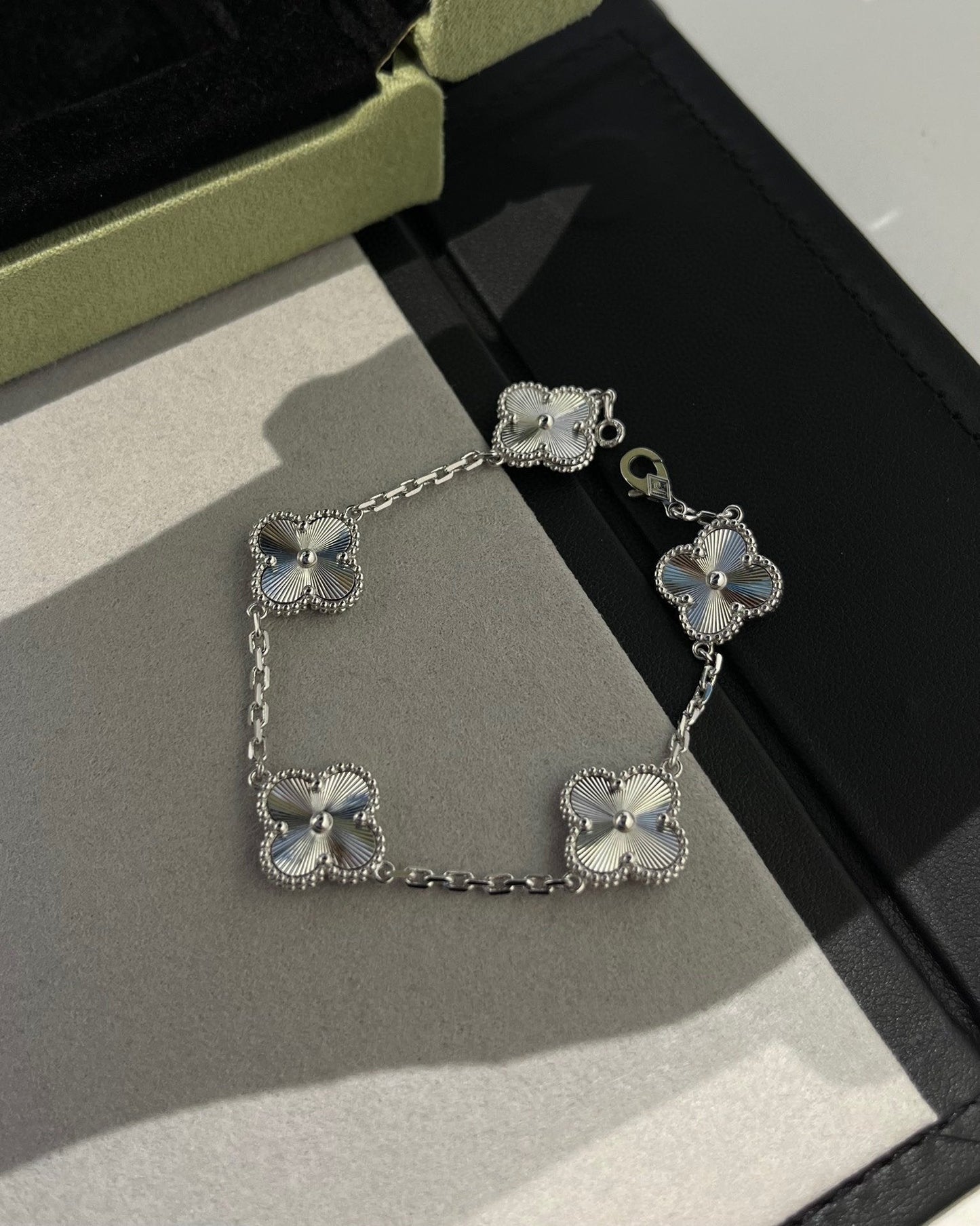 [Valéa jewellery]CLOVER SILVER 5 MOTIFS BRACELET